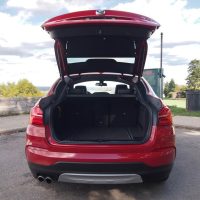 bmw-x4-trunk-open-sm